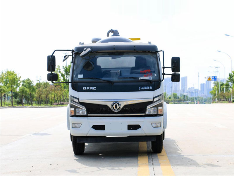 國六8方凱力風(fēng)牌東風(fēng)大福瑞卡吸污車