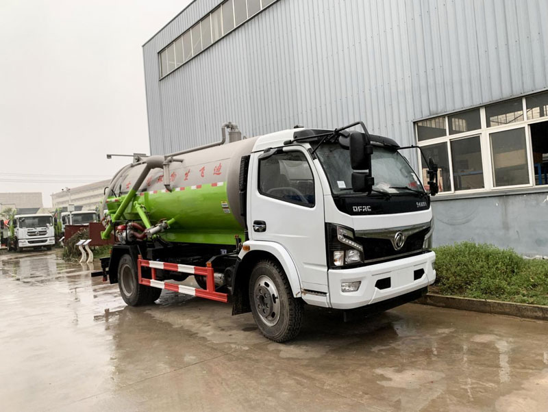 國(guó)六8方東風(fēng)大多利卡吸污車工作時(shí)注意事項(xiàng)