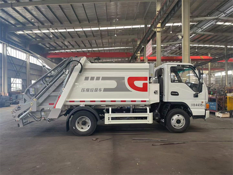 江淮5方藍(lán)牌壓縮垃圾車(chē)?yán)暹\(yùn)更方便