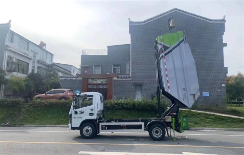 程力國六東風(fēng)小多利卡D6自裝卸垃圾車原裝底盤
