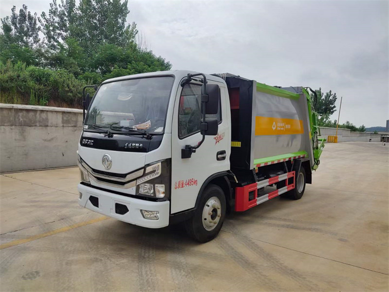 東風(fēng)小多利卡D6后裝壓縮式垃圾車萬(wàn)里楊六檔箱節(jié)省成本