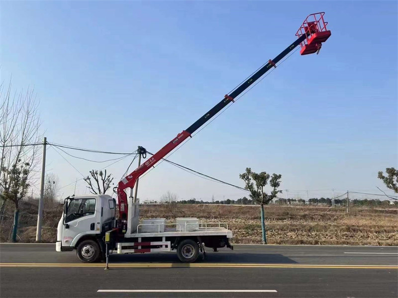 乘龍L2藍(lán)牌三合一高空作業(yè)車性價(jià)超值