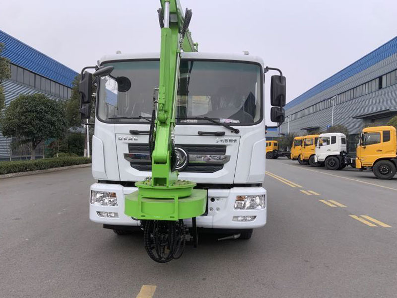 東風(fēng) D9 隧道清洗車CL5185GQX6HL