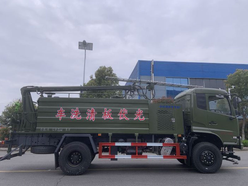 東風(fēng)天錦四驅(qū)越野光伏板清洗車CL5160GQX6HL
