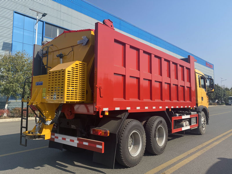 12方重汽豪沃除雪車CL5250TCX6HL