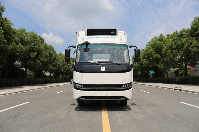 吉利遠(yuǎn)程星智H8E（100.46度電）純電動(dòng)冷藏車