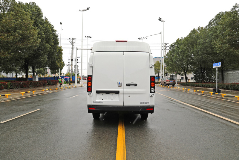 吉利V6EP純電的面包冷藏車