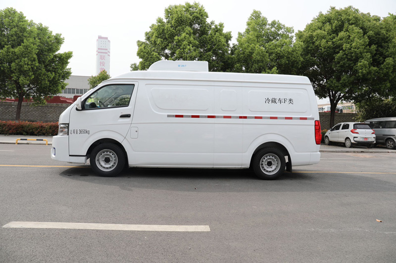 可上京戶的吉利純電動E6面包冷藏車