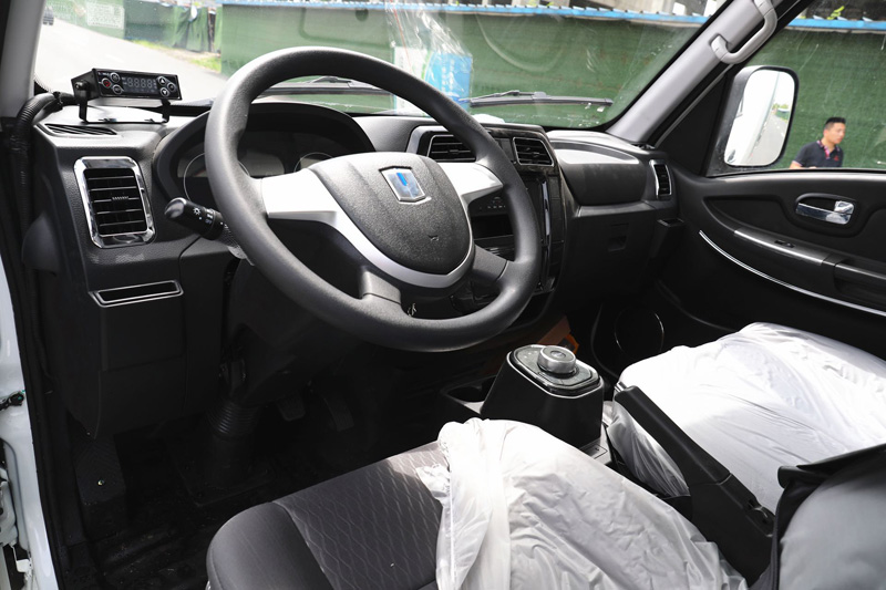 吉利鋒銳V5E純電動冷藏車