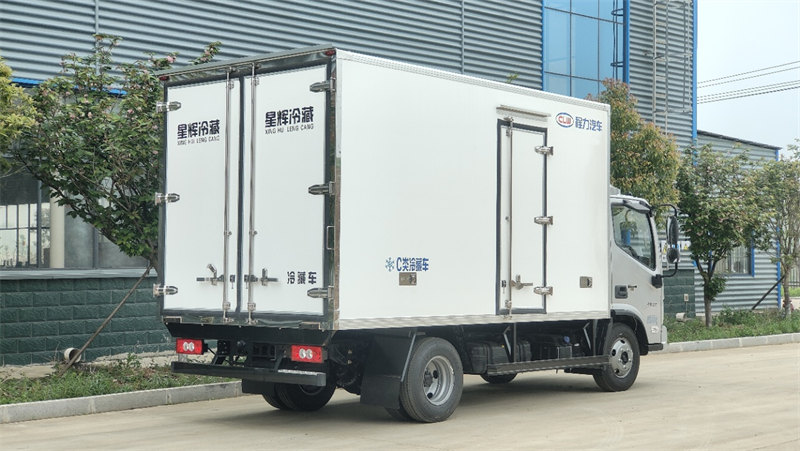 特價(jià)4米2國(guó)六福田歐馬可S1冷藏車務(wù)實(shí)可靠
