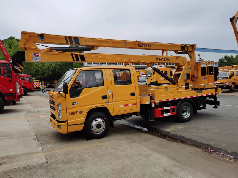 國六藍(lán)牌江鈴16米高空作業(yè)車