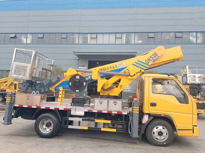 國六江鈴順達(dá)黃牌28米高空作業(yè)車