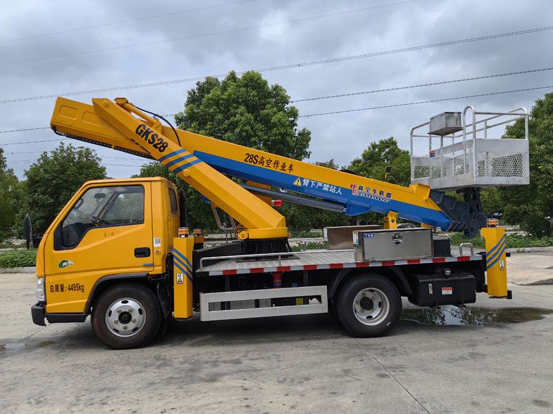 國六江鈴順達藍牌28米輕量化高空作業(yè)車