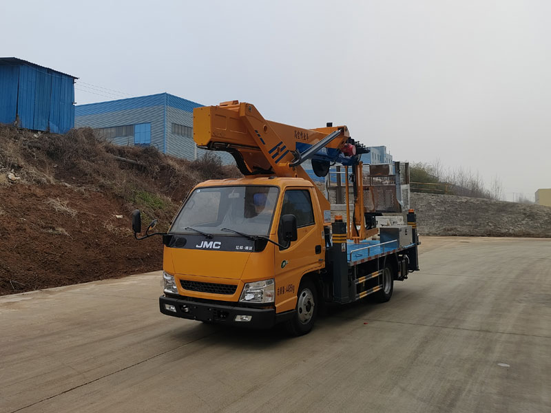 國(guó)六藍(lán)牌直臂帶飛臂28米高空作業(yè)車