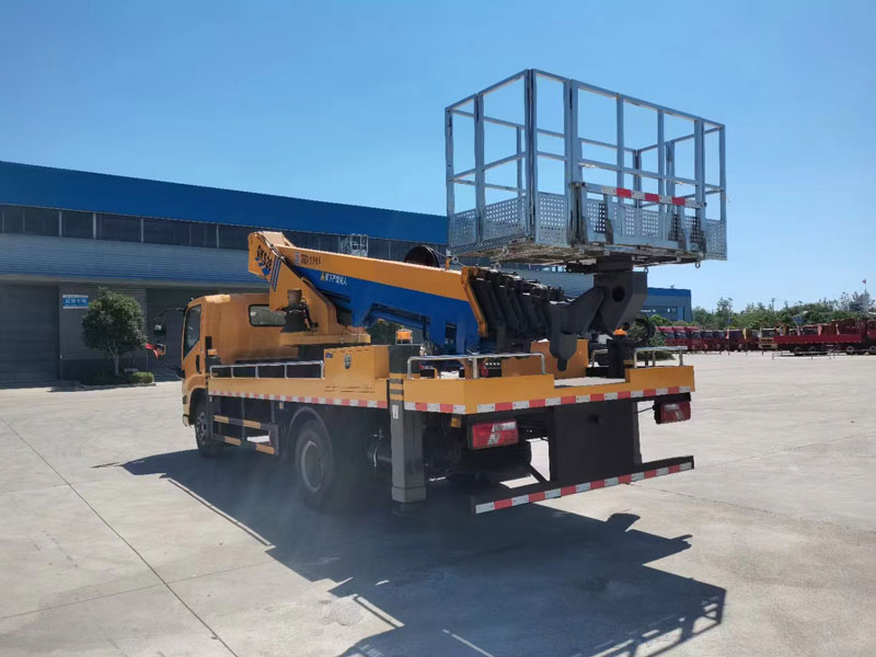 國六江鈴凱悅28米伸縮臂式高空作業(yè)車