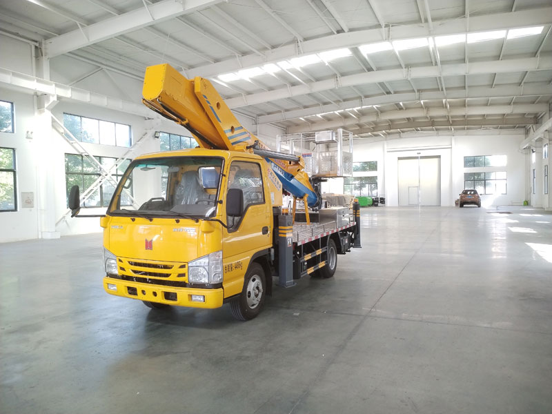 國六慶鈴五十鈴31米/32米高空作業(yè)車