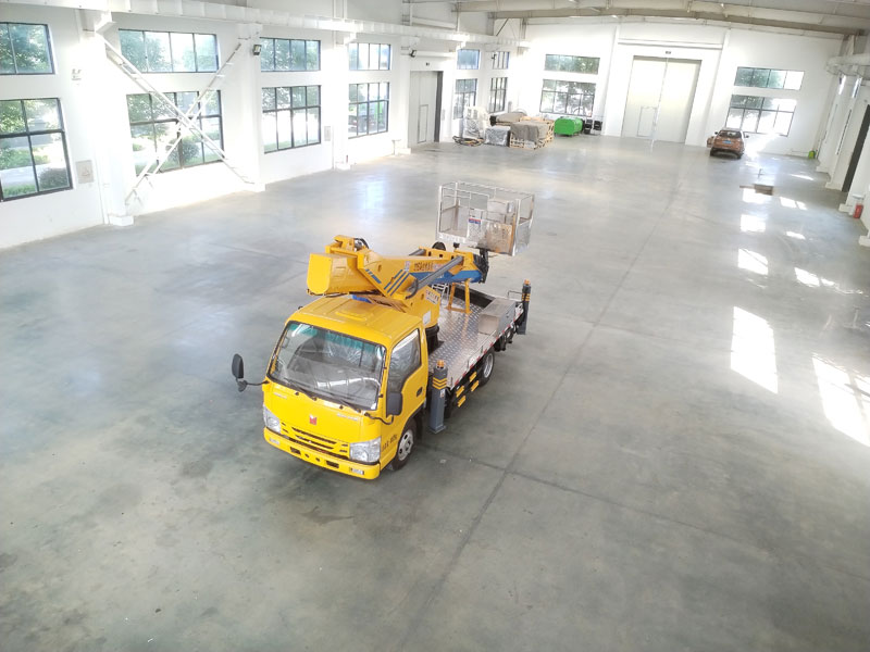 國六慶鈴五十鈴31米/32米高空作業(yè)車
