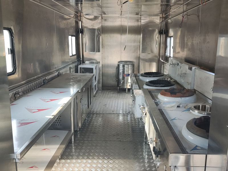 汕德卡餐車