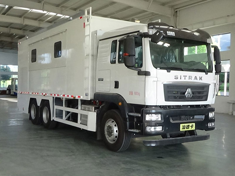 汕德卡餐車