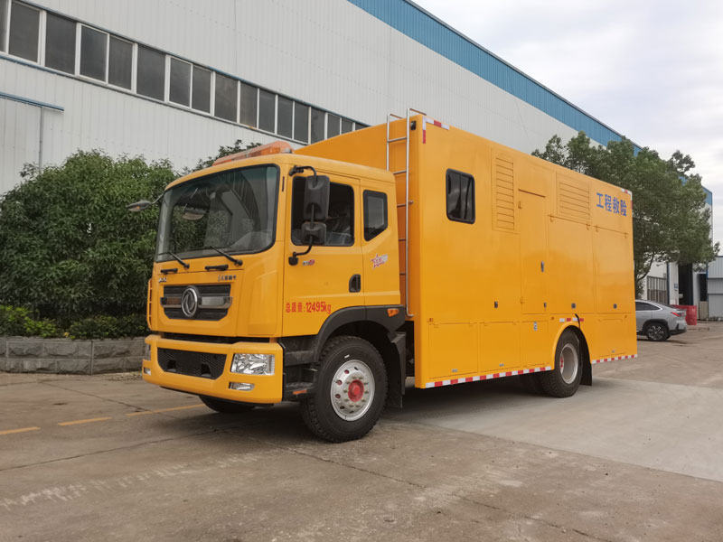 東風(fēng)多利卡2000方排澇救險(xiǎn)車