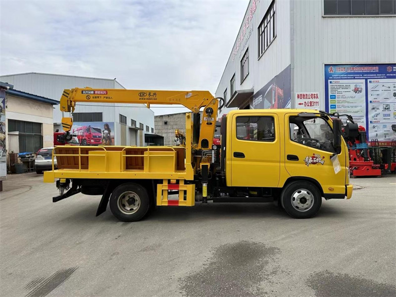 福田奧鈴雙排座隨車吊