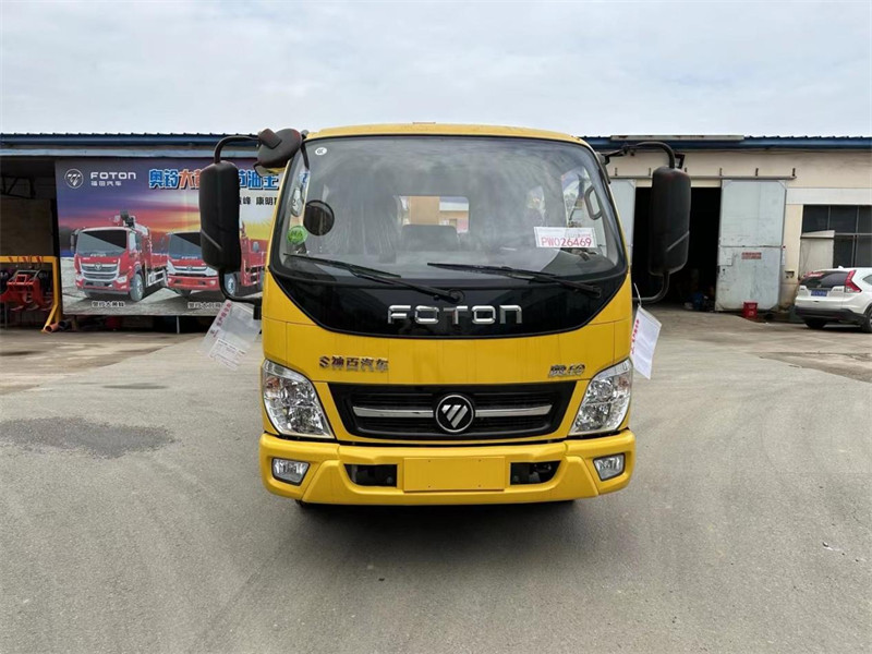 福田奧鈴雙排座隨車吊