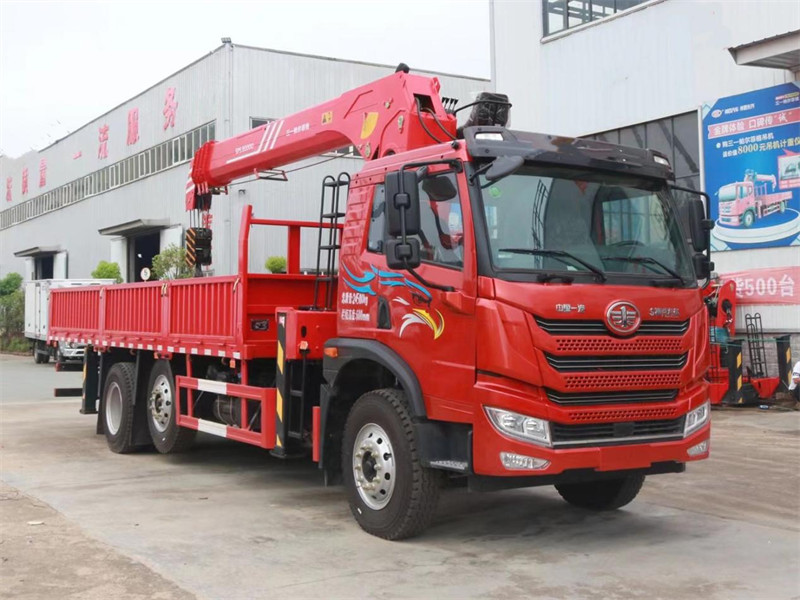 解放龍V6×2提升橋隨車吊