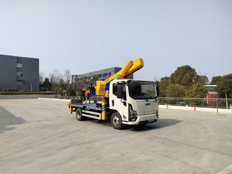 江鈴純電動23米高空作業(yè)車