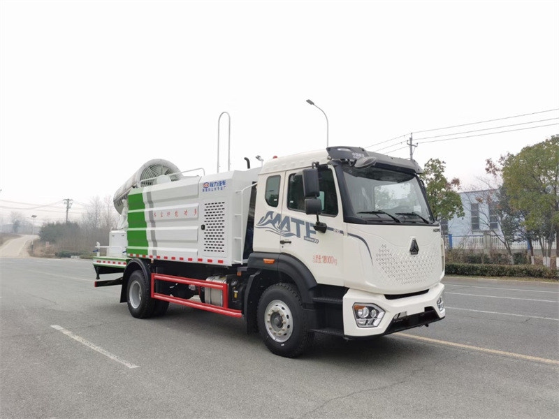 重汽豪沃單橋12方到13.3方多功抑塵車公告型號及詳細(xì)配置