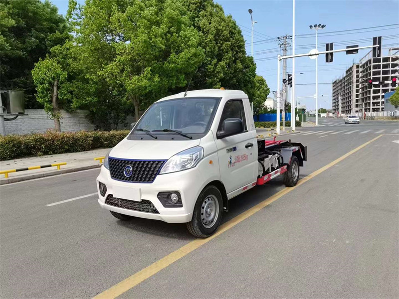 福田祥菱藍(lán)牌純電動(dòng)勾臂垃圾車(chē)詳細(xì)配置
