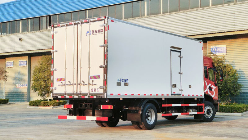 特價東風(fēng)暢行X3新款冷藏車