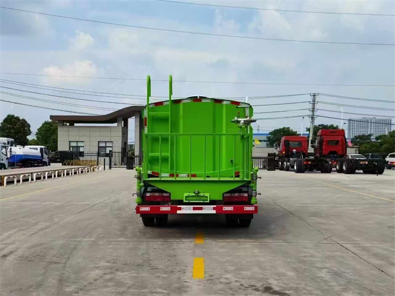 解放藍(lán)牌7方灑水抑塵車全國(guó)包上戶價(jià)格實(shí)惠之選