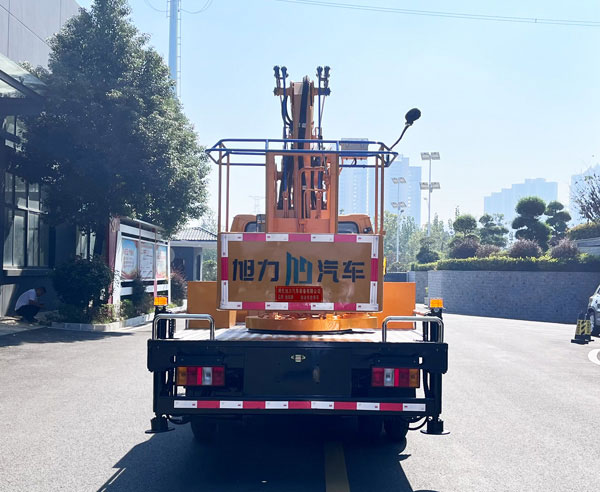 XLA5040XJX13J抽油機檢修車