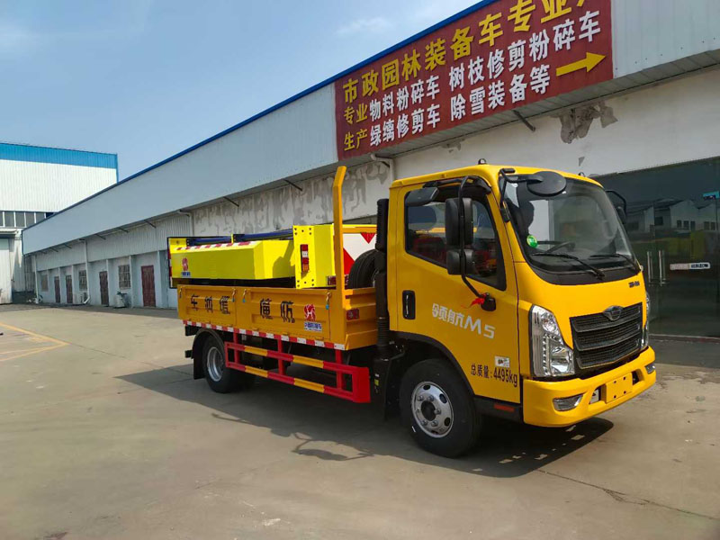程力華鑫福田M5藍牌100K防撞緩沖車