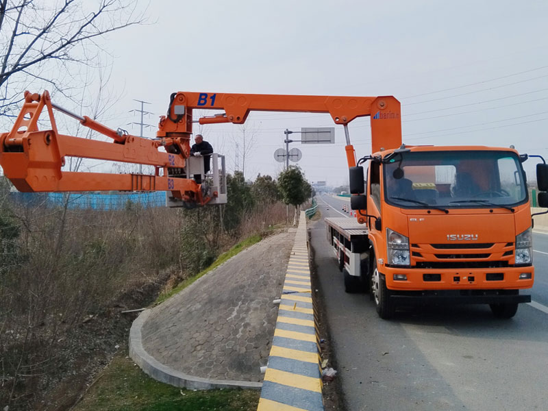 五十鈴9米臂架式橋梁檢測車